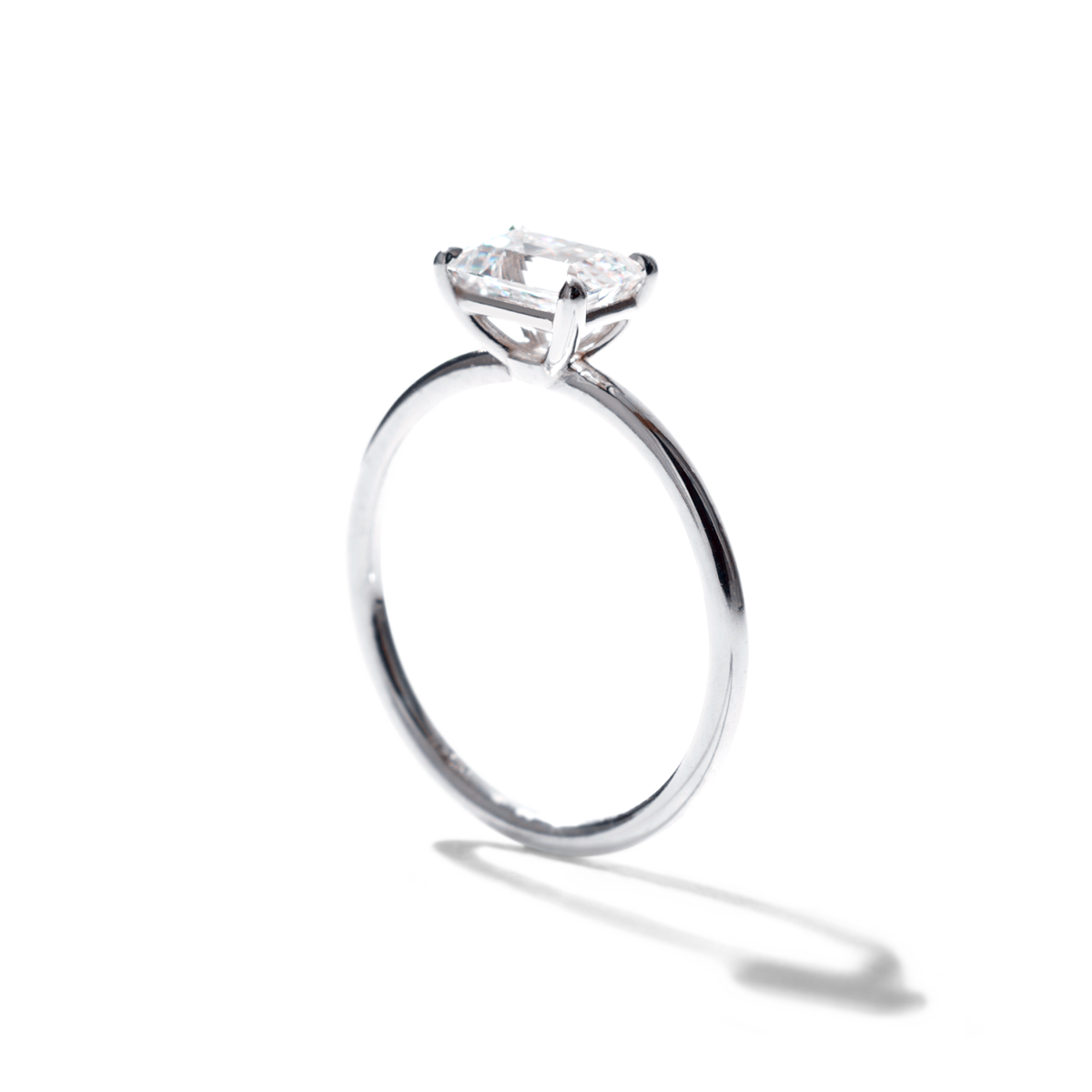 18K White Gold / Emerald