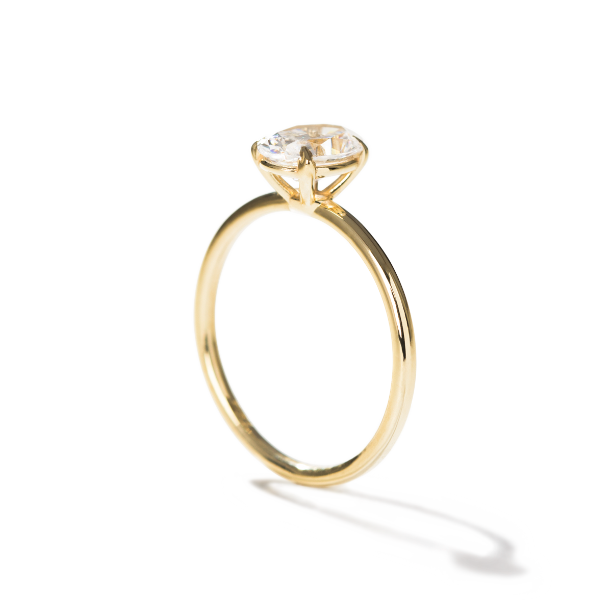 18K Yellow Gold / Oval