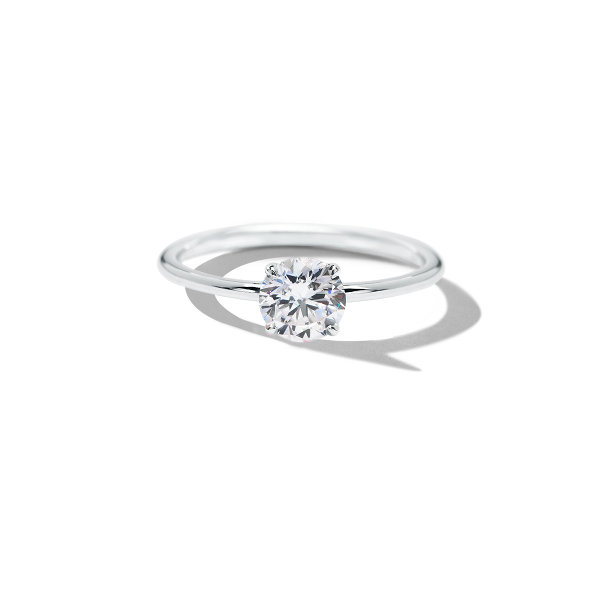 18K White Gold / Round