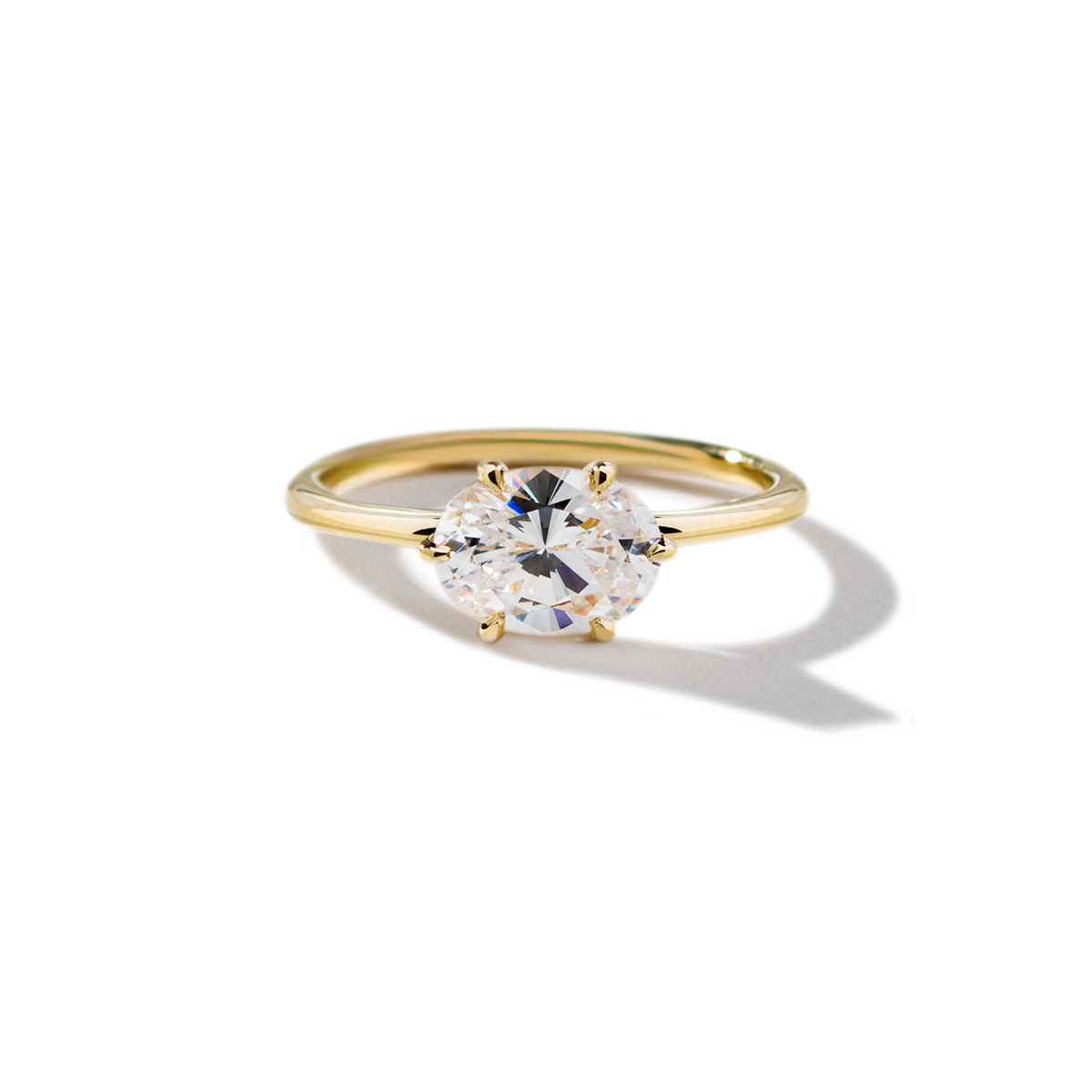 18K Yellow Gold / Oval