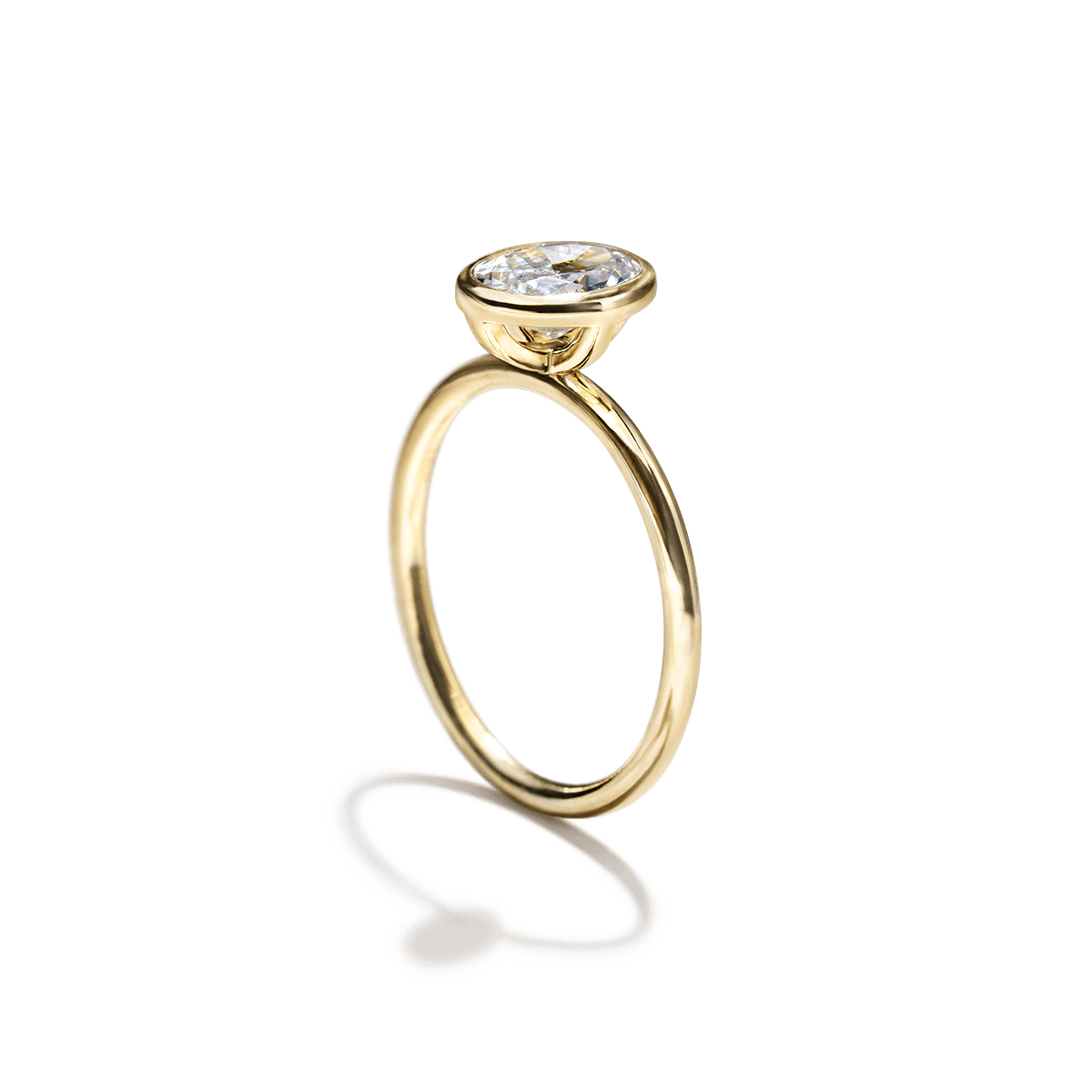 18K Yellow Gold / Oval