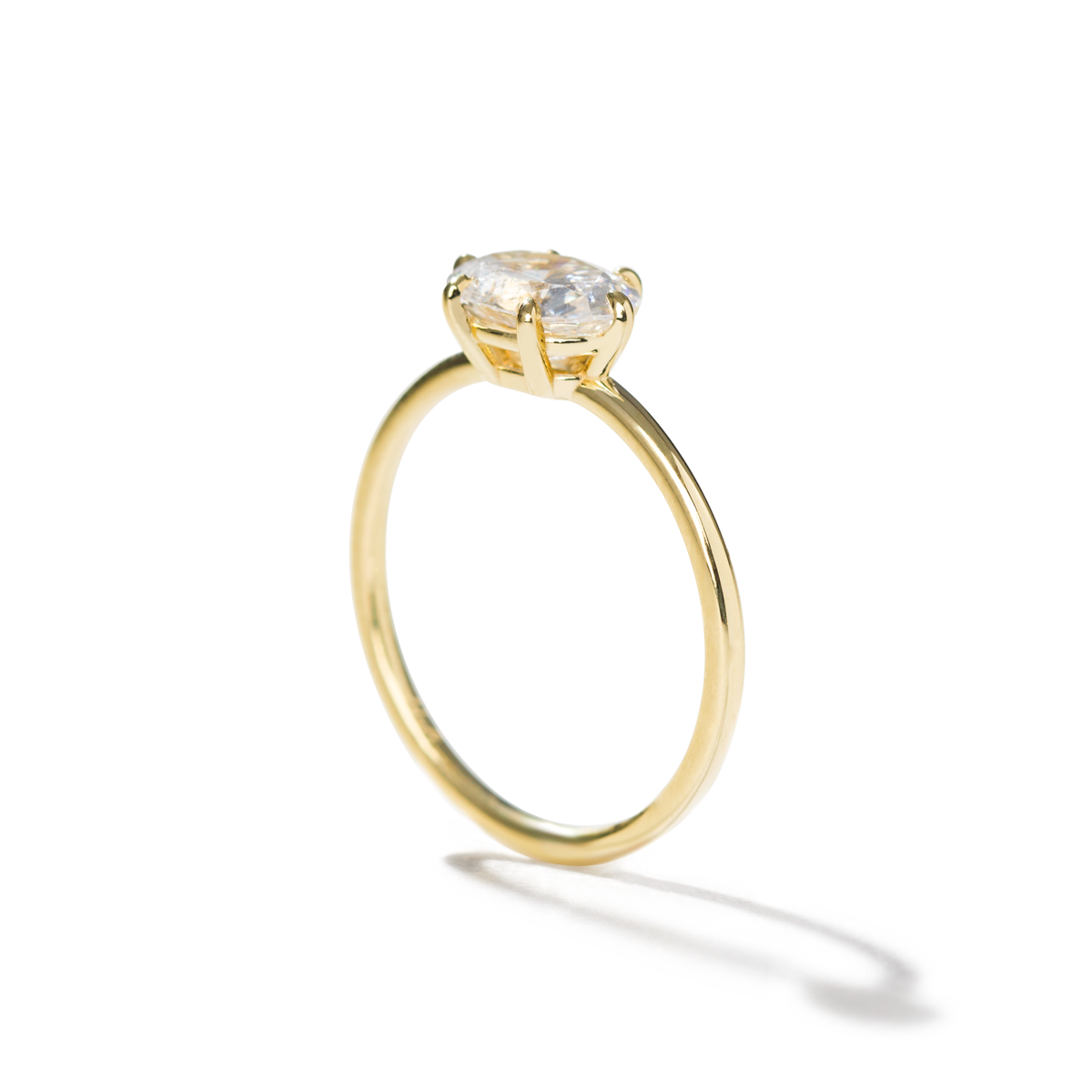 18K Yellow Gold / Oval
